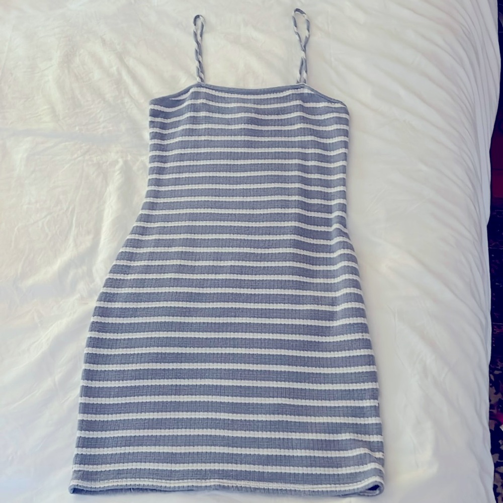 Forever21 blue and white striped dress, size small